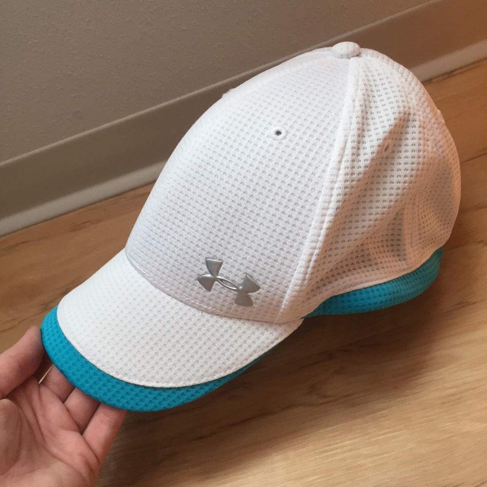 NWOT Mesh Under Armour Hat